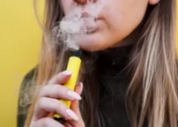 Illinois New Bill Ban on Vaping Inside Public Buildings