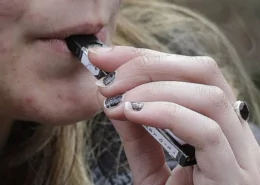 Israel Health Ministry Considers Banning E-cigarettes
