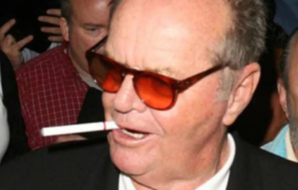 Jack Nicholson vape