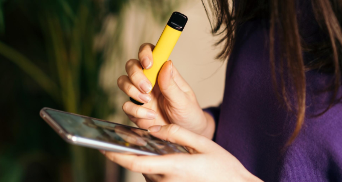 France Becomes Second EU Country to Ban Disposable Vapes