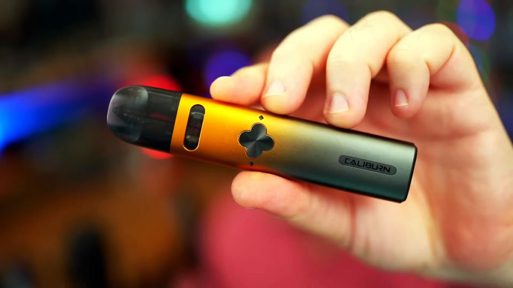 elfbar elfa master akku CALIBURN Explorer Pod System | FLAVORIST BETWEEN FINGERS