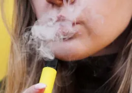 how long vape smell lasts