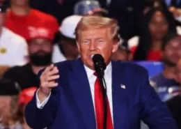 Trump vows save flavored vaping products