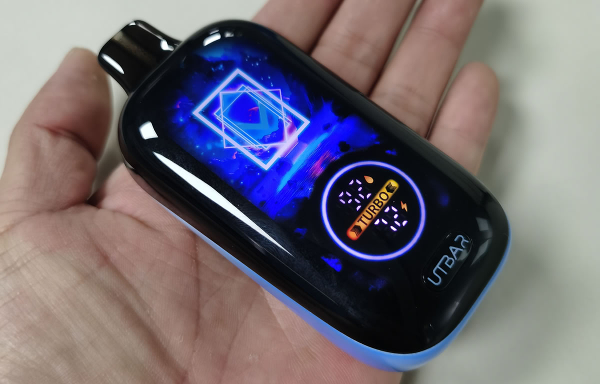 Flum UT Bar Pro 25K Disposable Vape Review