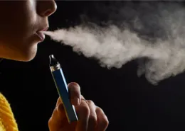 European Parliament ban e-cigarettes public spaces