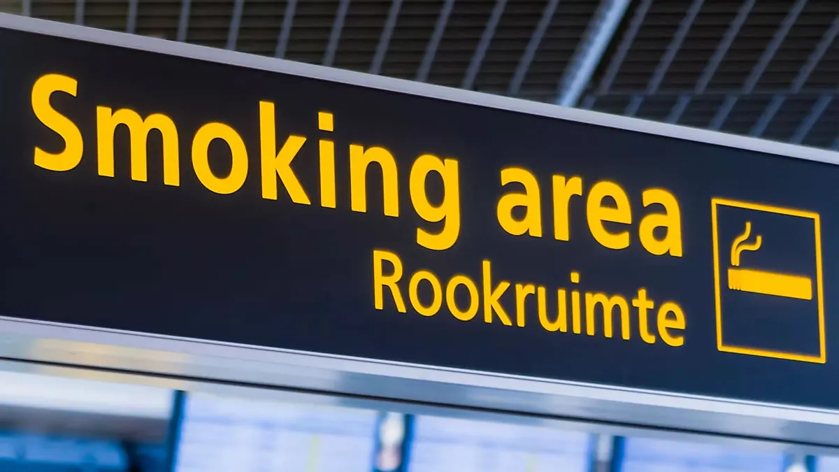 1732804905 Malaysia Airport smoking area