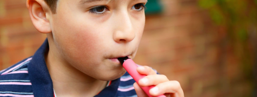 1739628445 Canada teen vaping flavor regulations