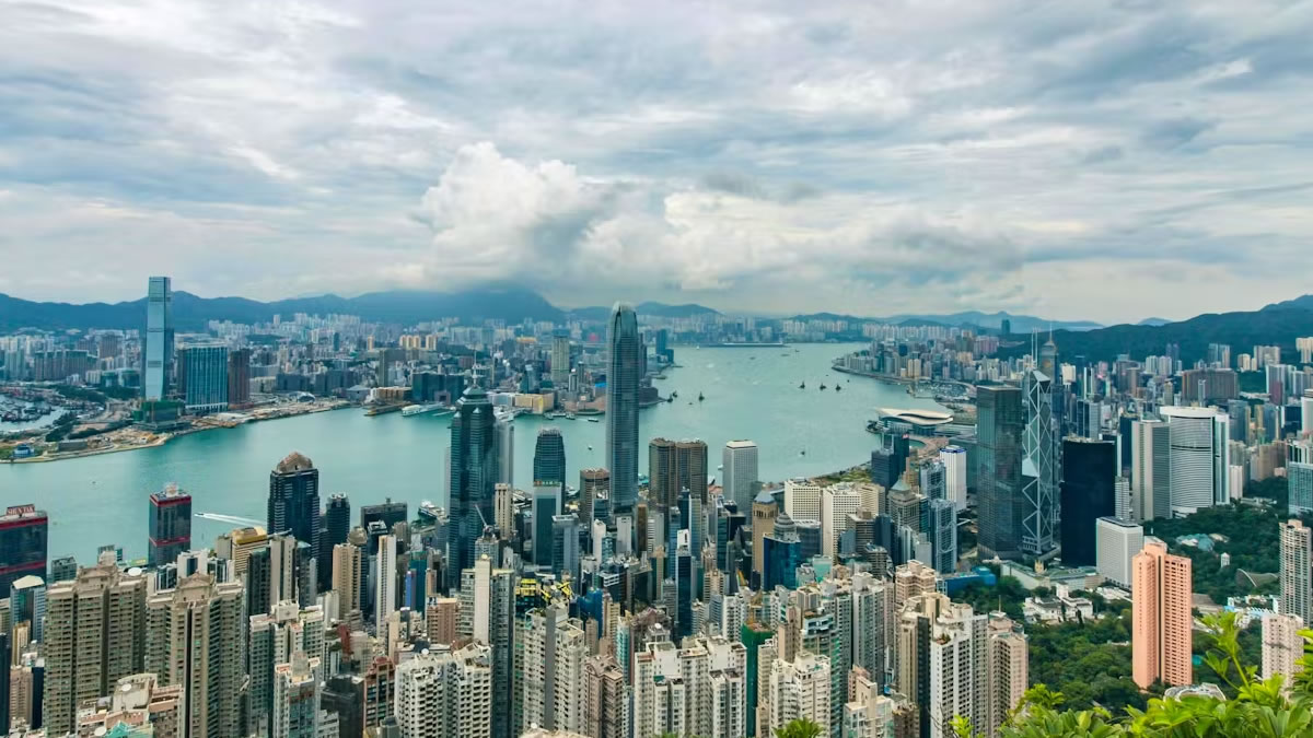 Hong Kong Vape Laws: Ban, Penalties & Travel Rules - Ecigator