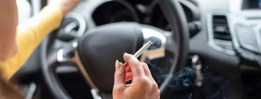 Multas por Fumar o Vapear al Conducir en la Ciudad de México 1 Mexico City Smoking Driving