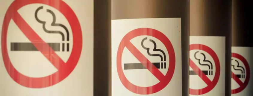 Россия: Курение на общих балконах влечет штрафы до 1 500 рублей 1 Russia Smoking Fine Apartment Balcony Ban