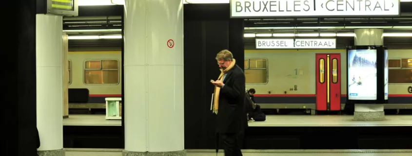 Belgien verhängt über 1.200 Bußgelder für Rauchen auf Bahnsteigen 1 Belgium Smoking Ban, Railway Platform Fine