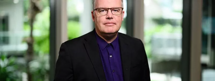 QUT Professor Endorses UK's "Smokefree Generation" Bill 1 UK Tobacco Vapes Bill, Smokefree Generation