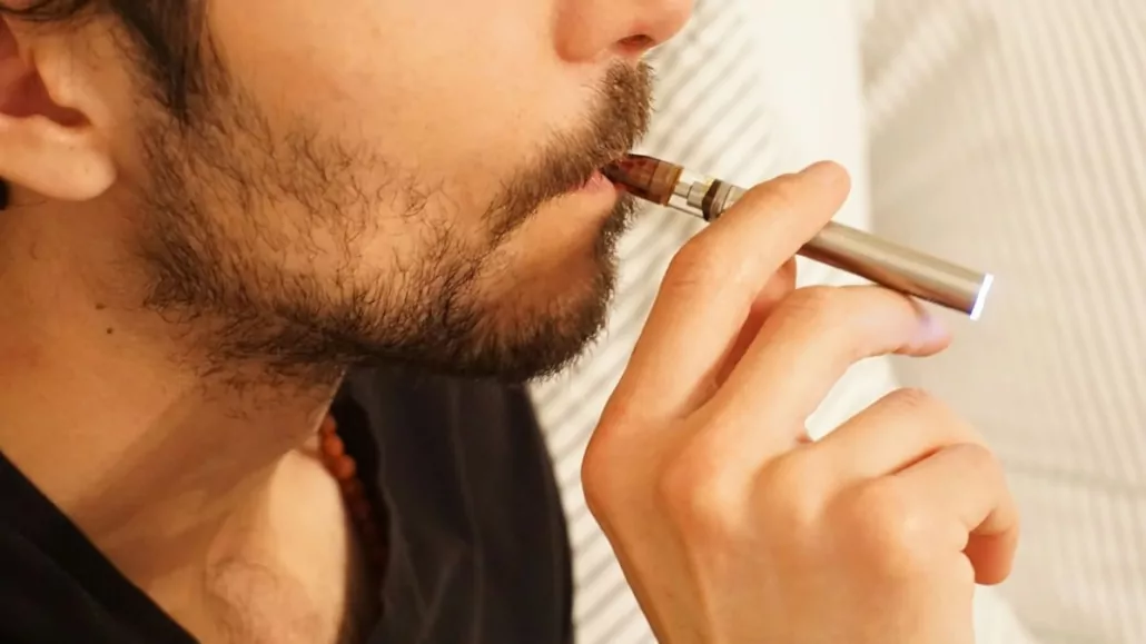 interdiction vente en ligne vape Taxe sur la vape en France 2026 : cigarette électronique, eliquide interdit main image 0
