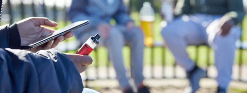 Smoking, Vaping & Oral Health: 2025 Guide & Ban Update 1 Smoking Oral Health, Vaping Dental Risks
