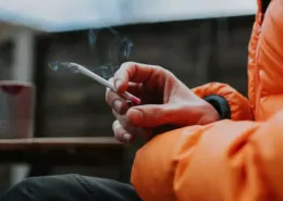 US Smoking Rates Hit Historic Low as Vaping Climbs 5 US Smoking Rates Drop to Record Low