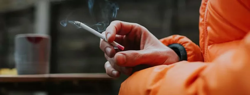 US Smoking Rates Hit Historic Low as Vaping Climbs 1 US Smoking Rates Drop to Record Low
